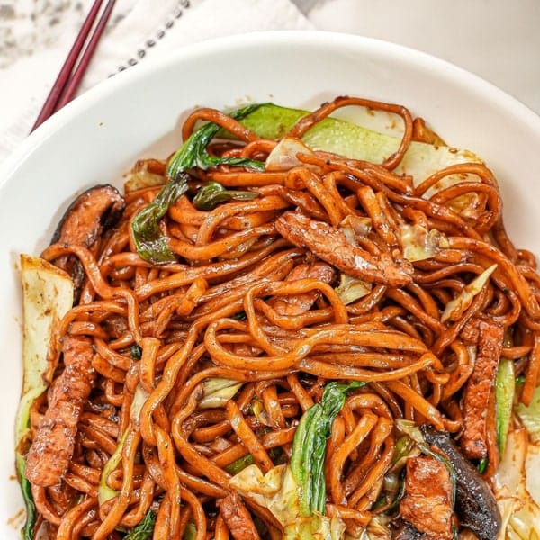 Shanghai fried noodles (上海炒面)